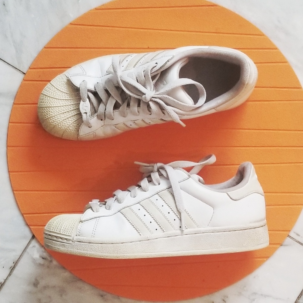 Adidas shell toe